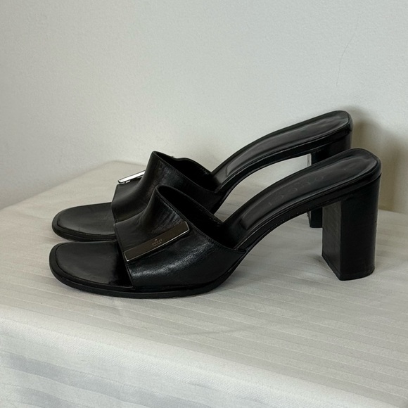 Gucci Black Leather Block Heel Mules Logo Plaque Made In Italy Women’s Size 6B - Picture 3 of 10